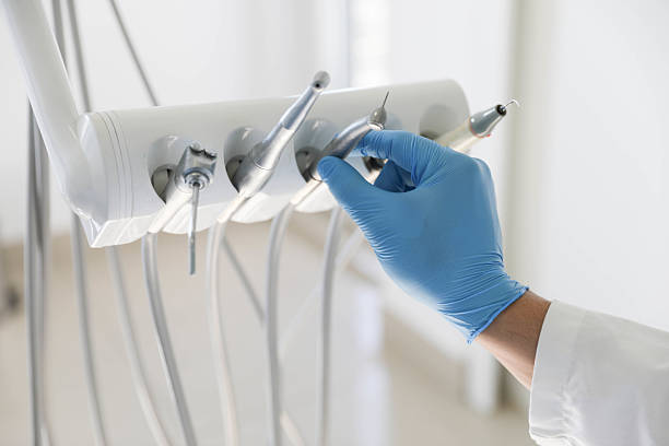 Professional Tooth Extraction technician working in Custer County County, OK